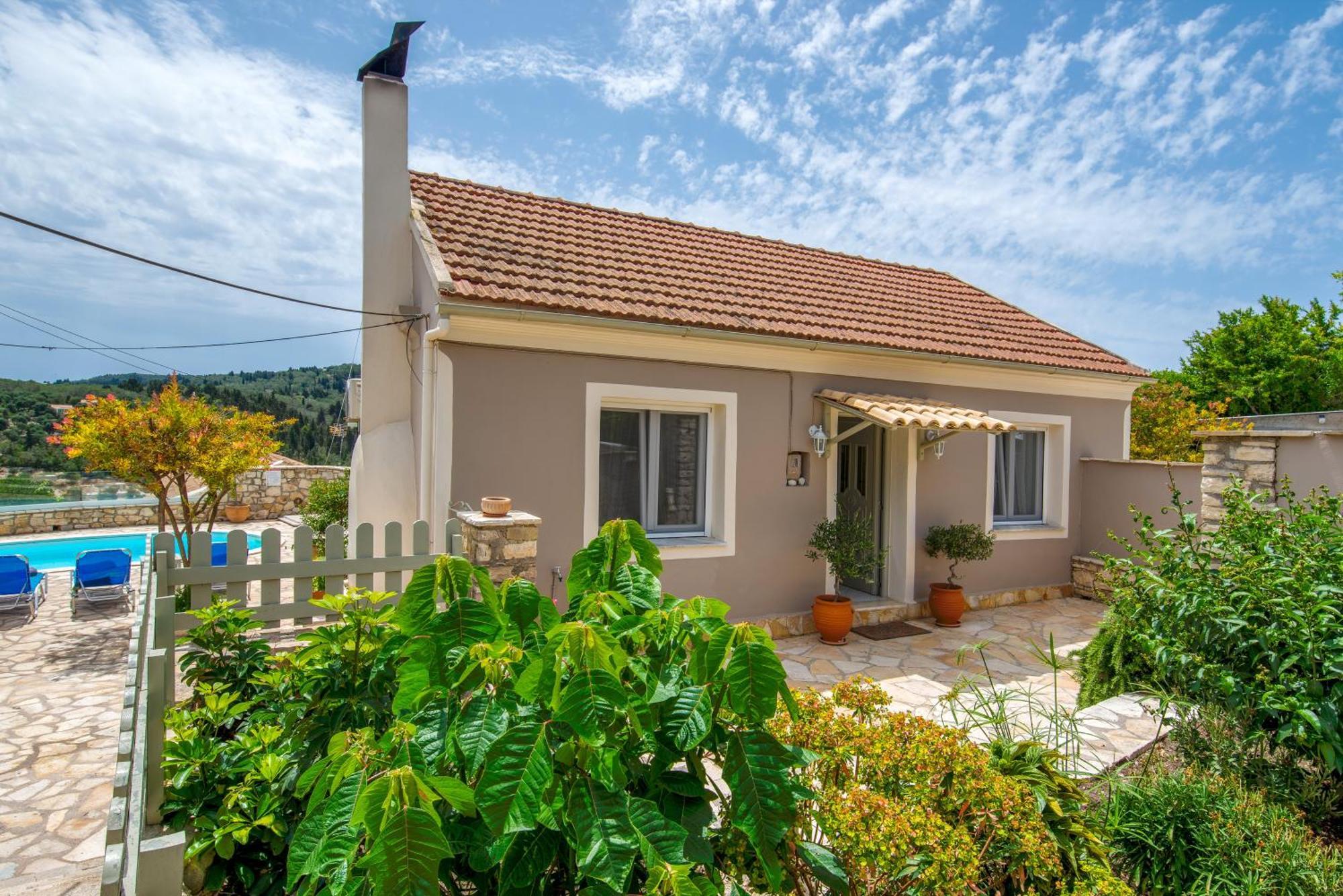 Loggos Seaview Cottage With Private Pool By Konnect Longos  Экстерьер фото